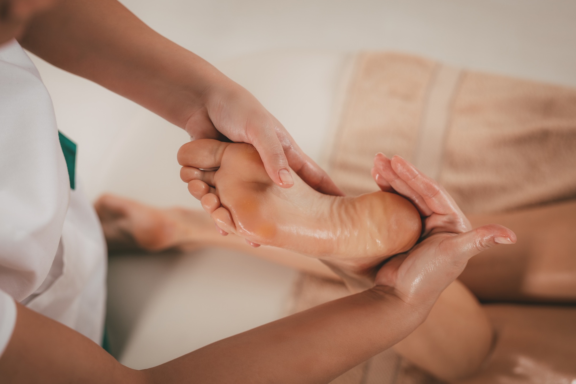 Which foot massage nearby is perfect for you? Discover top-rated options for your tired feet.