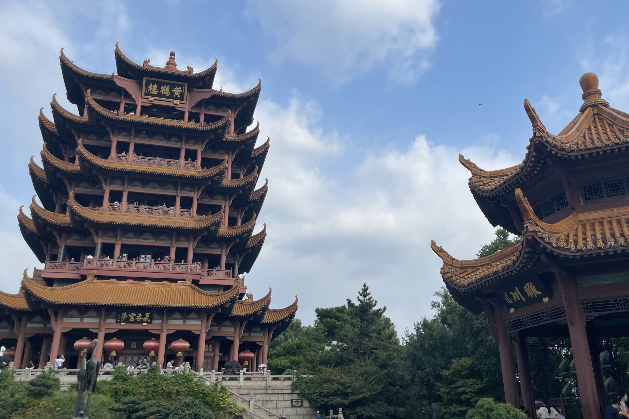Get the real taste of Wuhan haixuan pincha: Find out where the best places are easily for your trip.