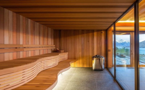 Thinking about sauna room customization? (What you should know before getting your custom sauna room built)