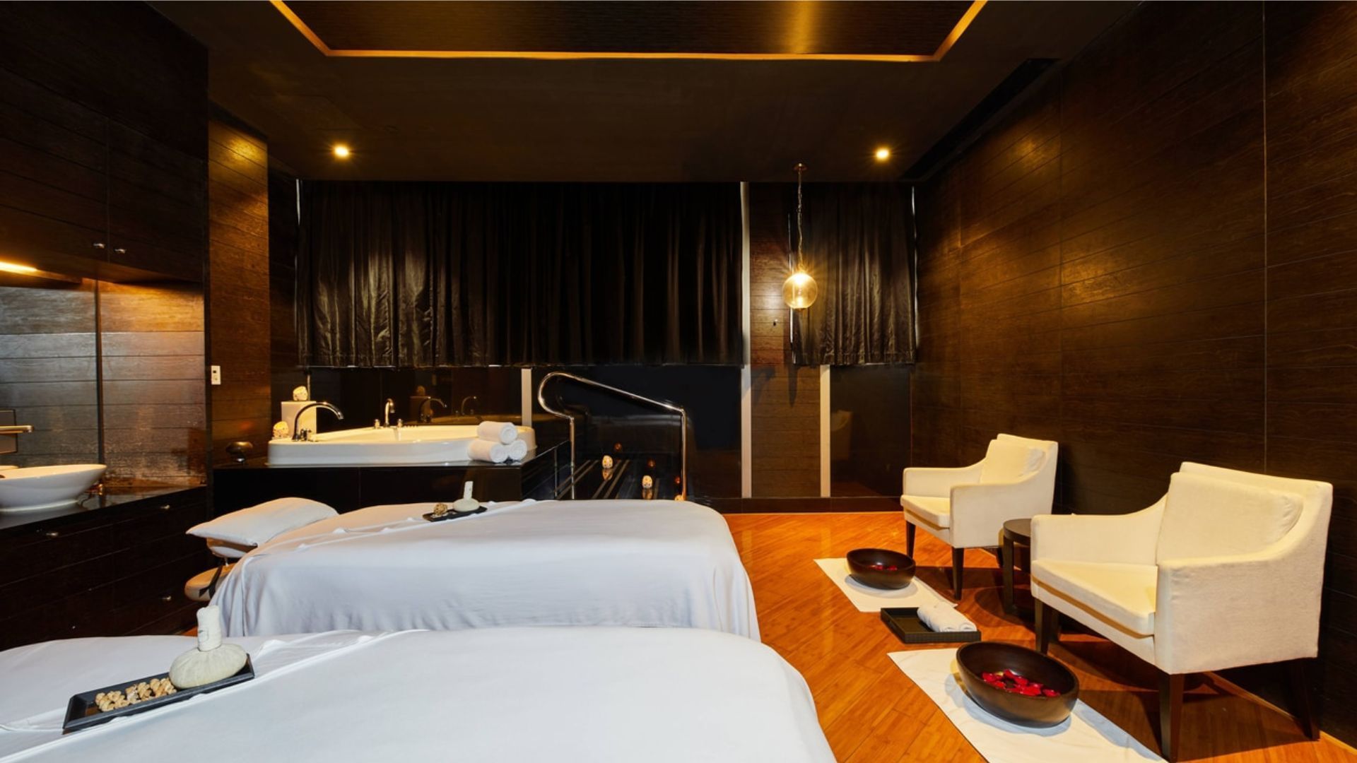 Is Shenzhen Xinyi Jiayuan Leisure Spa good? Check out why people love this relaxing place.