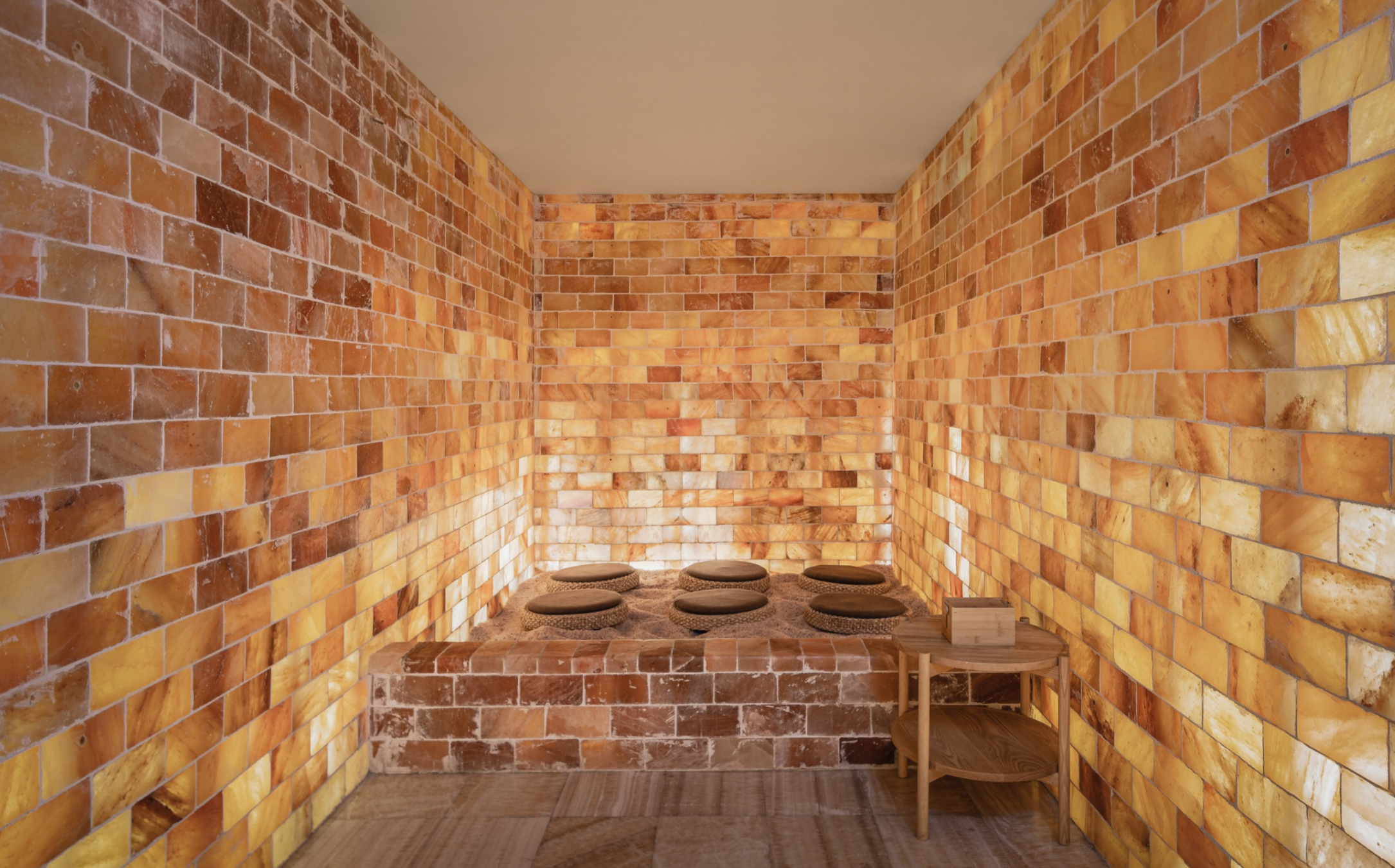 Best Shenzhen Futian massage Hong Kong people must visit? These places offer amazing, soothing experiences.