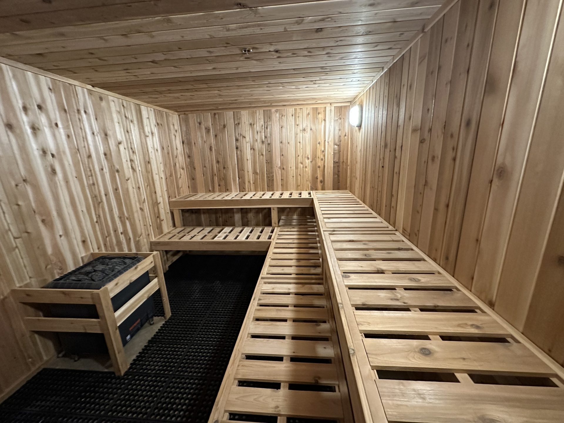 How to Pick a Spot for Sauna Room Making? Avoid Mistakes with These Expert Location Tips!