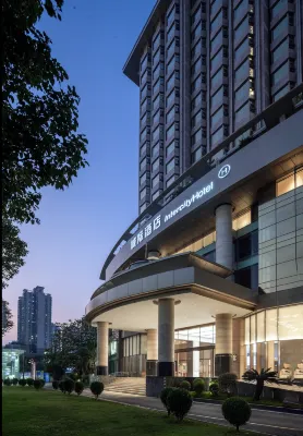 Shenzhen Futian Hotel near popular spots? Book a hotel in a great location with our easy ways.